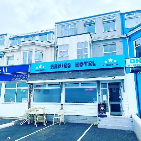 Arnies Hotel Blackpool Bagian luar foto