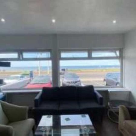 Arnies Hotel Blackpool Bagian luar foto