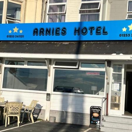 Arnies Hotel Blackpool Bagian luar foto